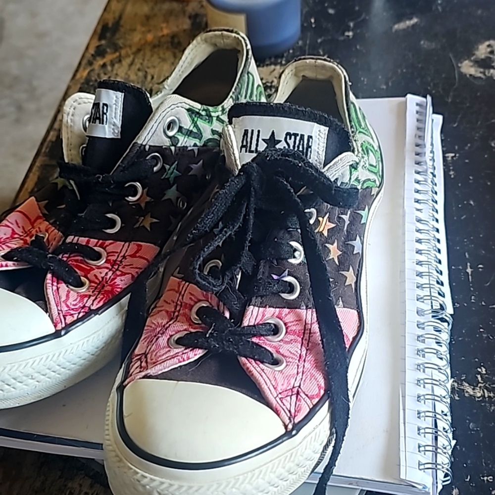 Converse all star graphic design